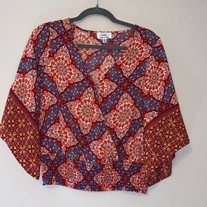 Twine & String Boho Patterned V-Neck Women's Top Size Medium